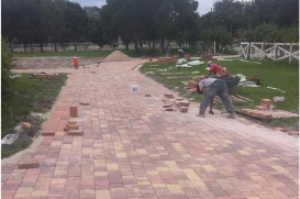 Brick paver walkway installation